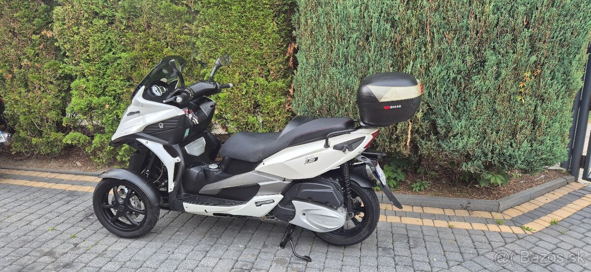 Quadro 350 cm3 L5e Mp3 - 5