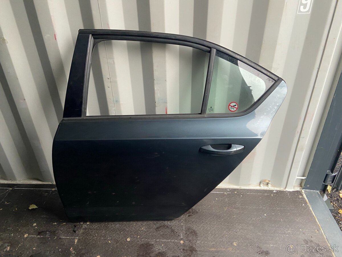 Škoda Octavia 3 2016 Predne a Zadné dvere - 5