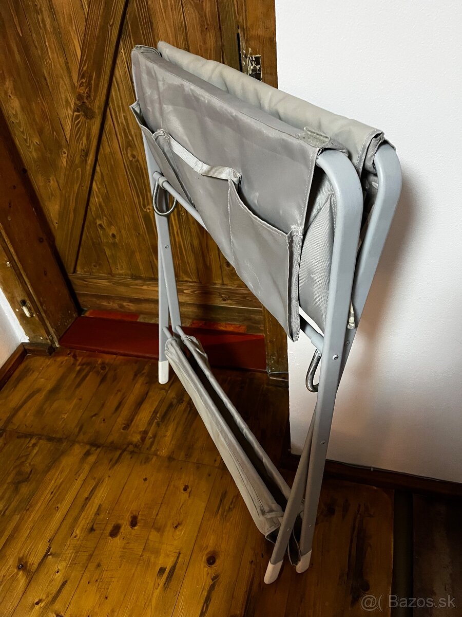 Skladací prebaľovací pult - 5