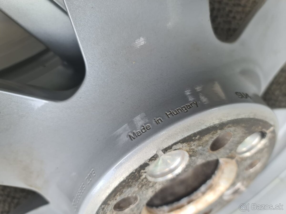 5X112 R17 AUDI 8,0J ET39 - 5