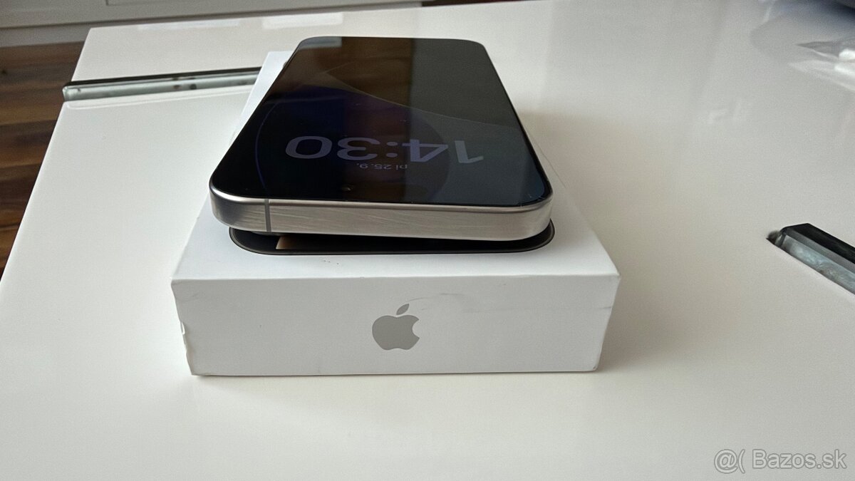 iPhone 16pro max 256 GB natural titanium - 5