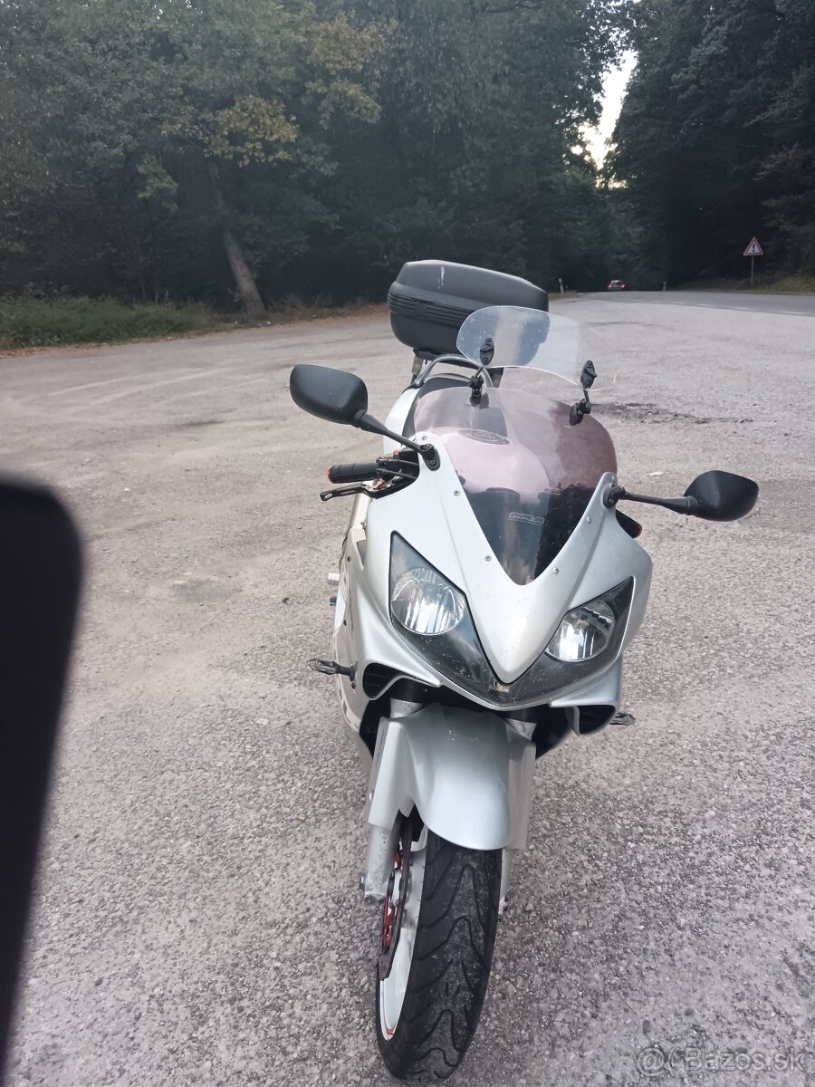 Honda cbr 600f 4i - 5