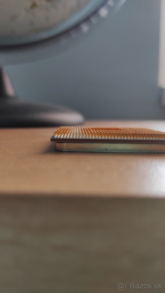 AMD Ryzen 5 2600 - 5