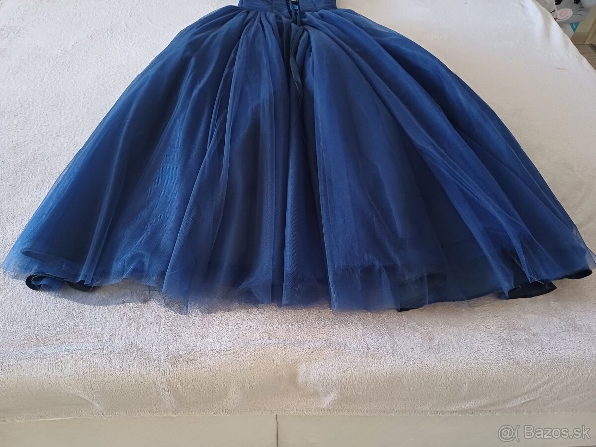 Predáme spoločenské šaty - 5