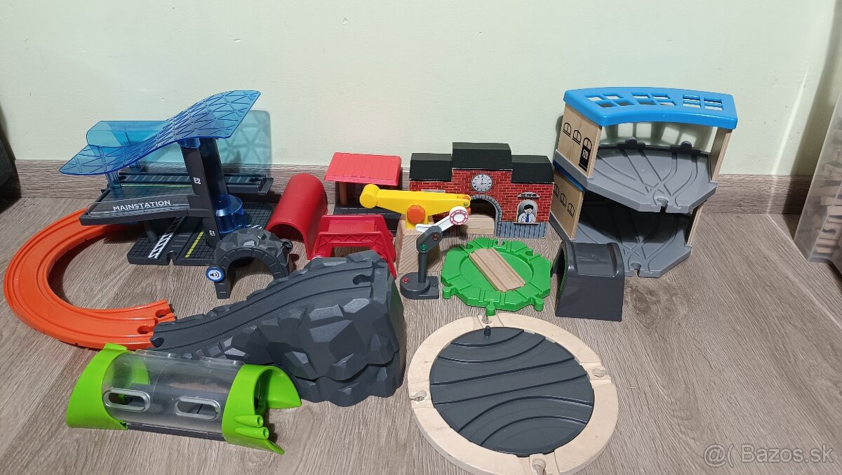 Koľajnice + príslušenstvo 250 dielňa súprava - 5