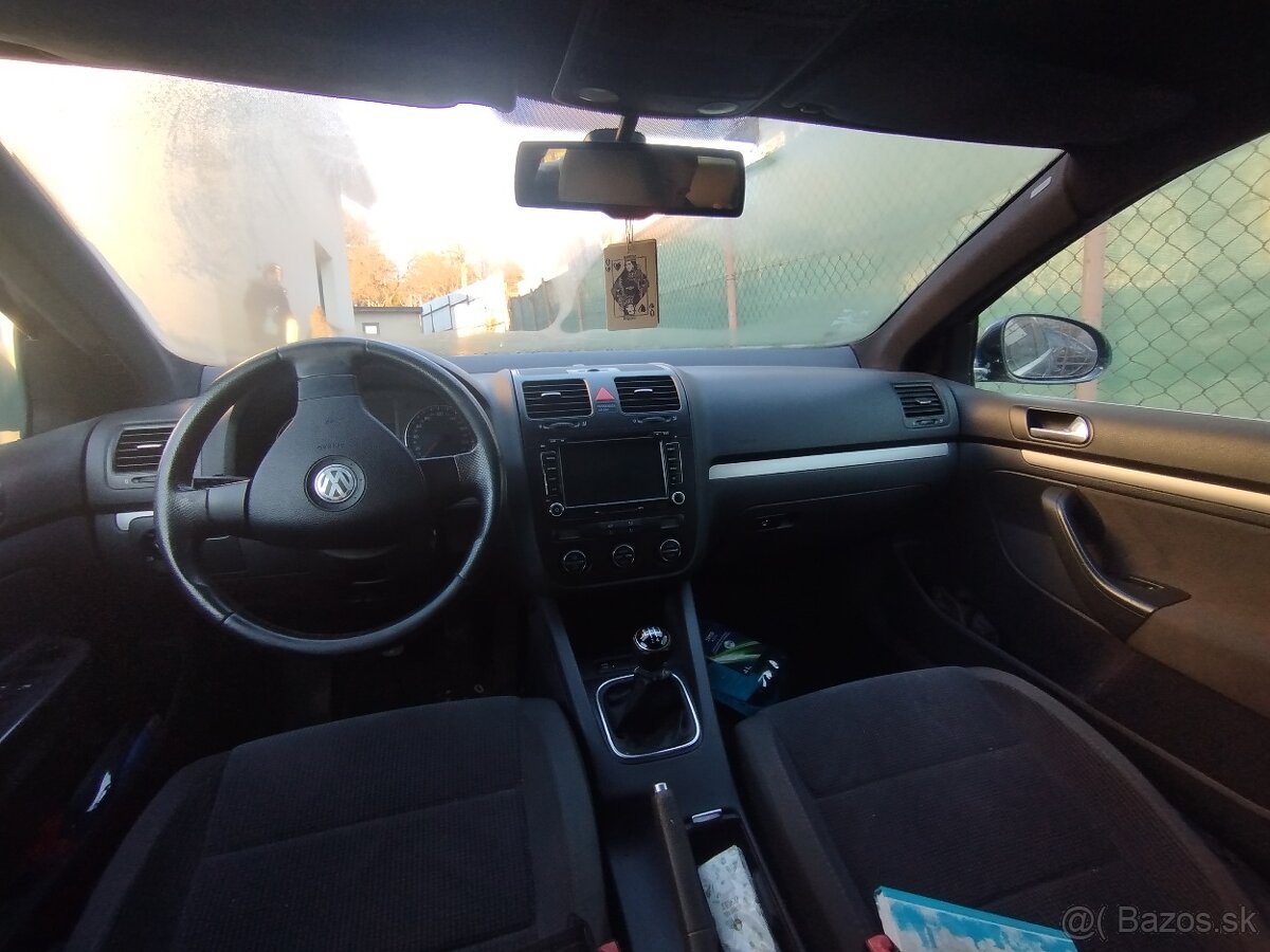 VW Jetta MK5 1.9 TDi 77kw - 5