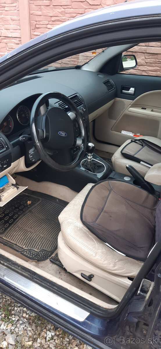 Ford Mondeo GHIA MK3 2001 - 5