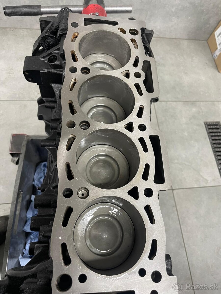 Motor Euro 6 Blue HDi 2.0l - 5