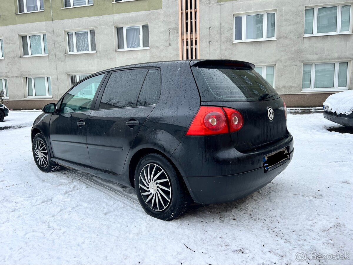Volkswagen Golf 5 - 5