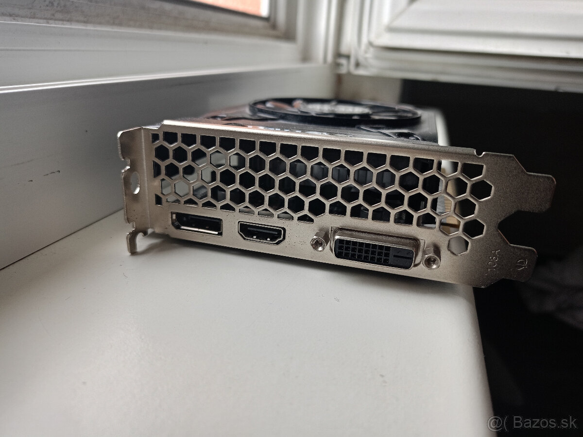 Grafická Karta PALIT GTX 1050 StarX 2GB - 5