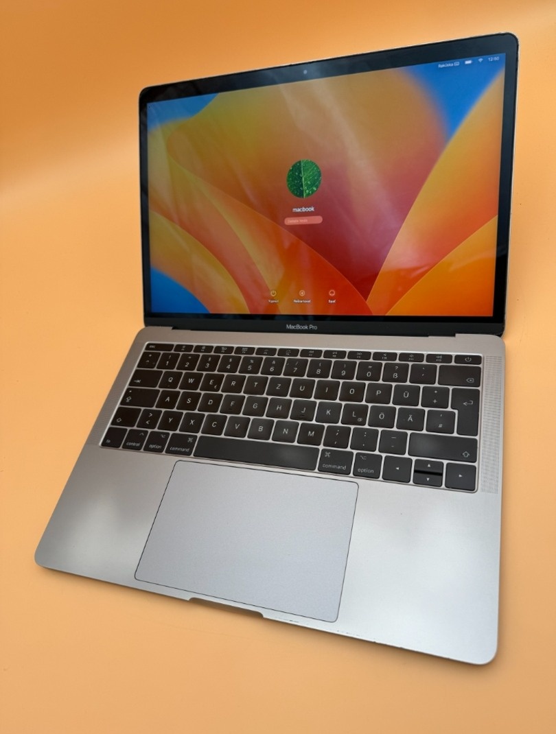 MacBook Pro 13 2017 i5 / 8GB RAM / 256GB SSD - 5
