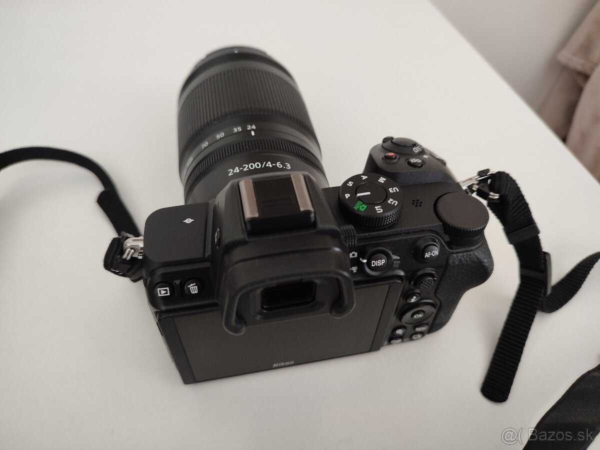 Nikon Z5 + 24-200 - 5