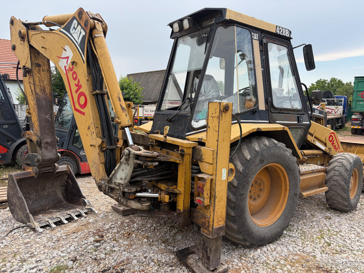 traktorbager , nakladač , CATERPILLAR , stavebné stroje 4x4 - 5