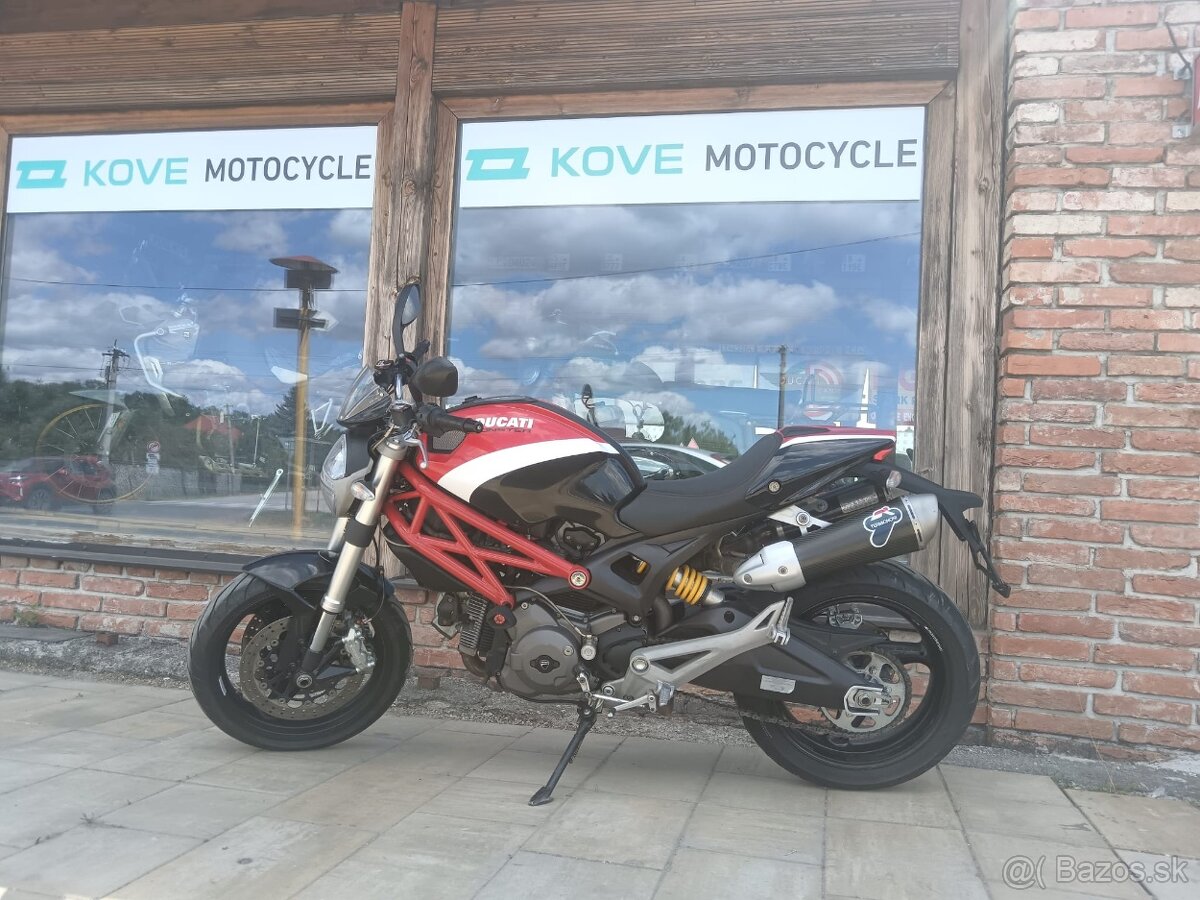 Ducati Monster 696 - 5