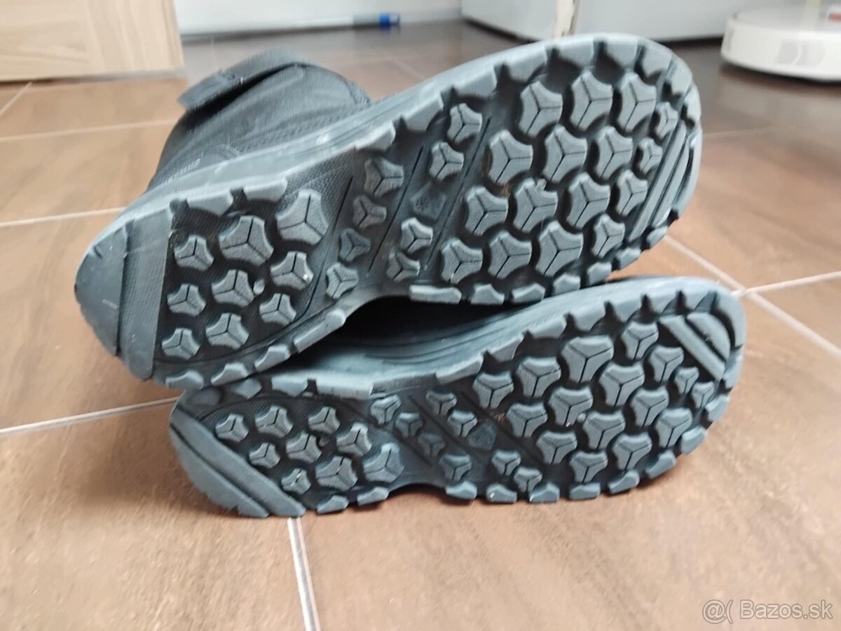 Snehule - nepremokavé čižmy č. 37 - skvelý stav - 5