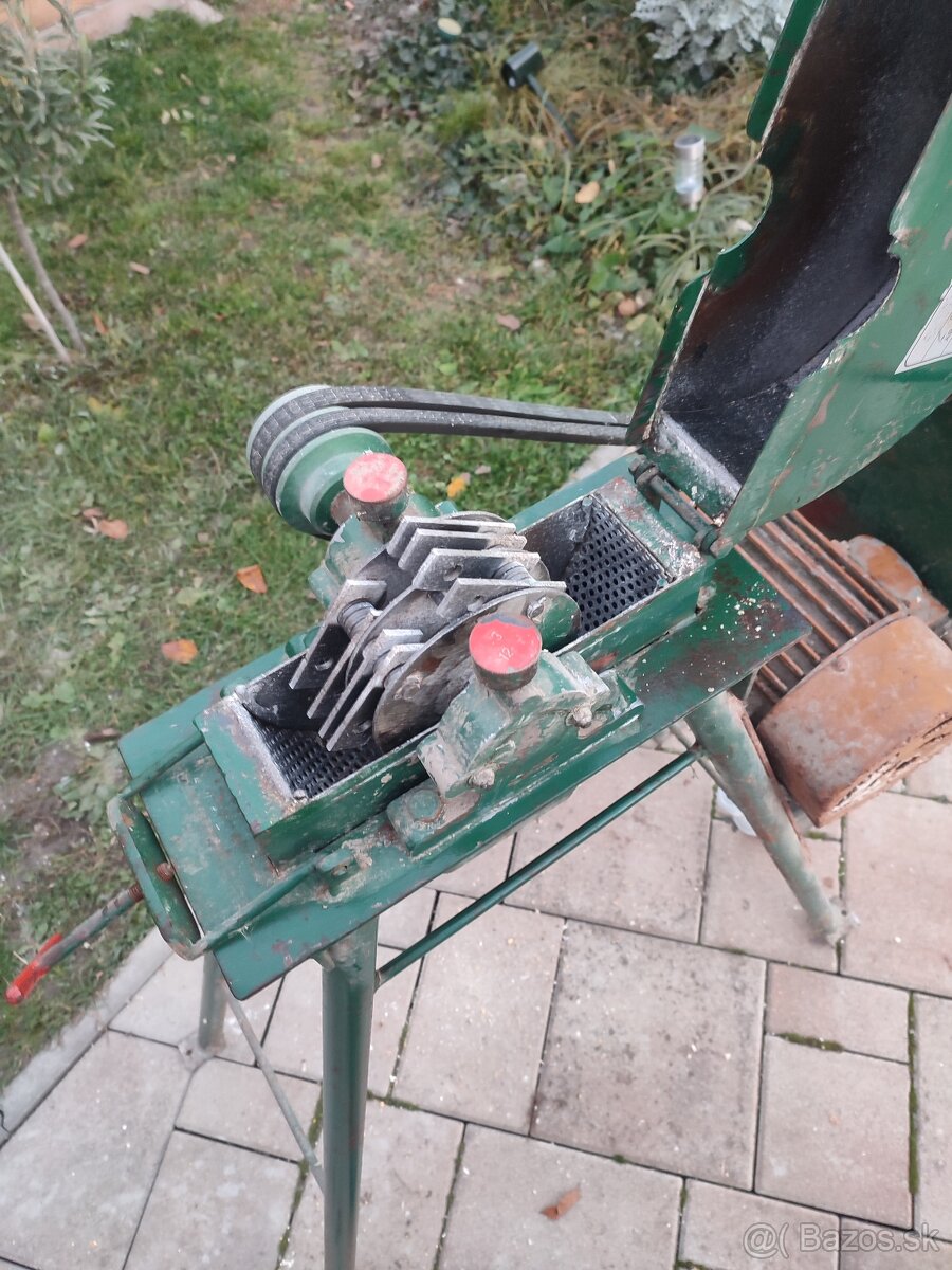 Predám kladivkový šrotovnik šk 150. - 5