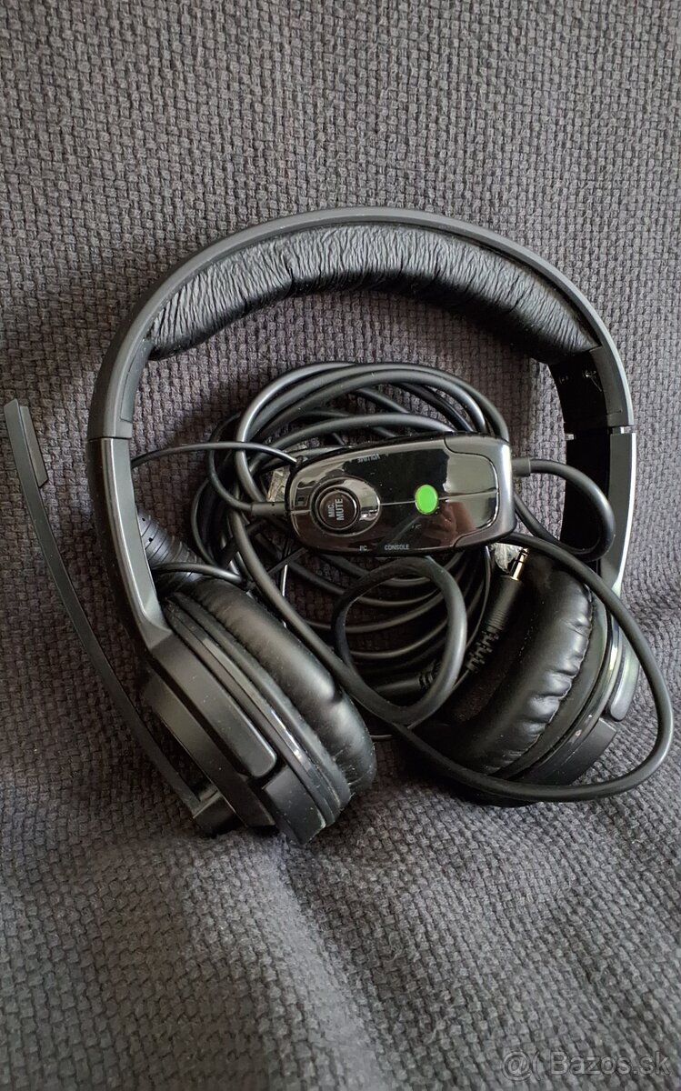 PlayStation 4 slim 4K 1Tb. - 5