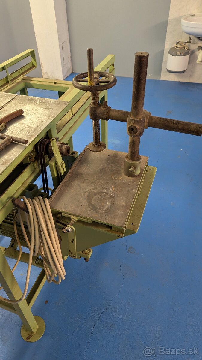 Predám Cirkulár na drevo - 5