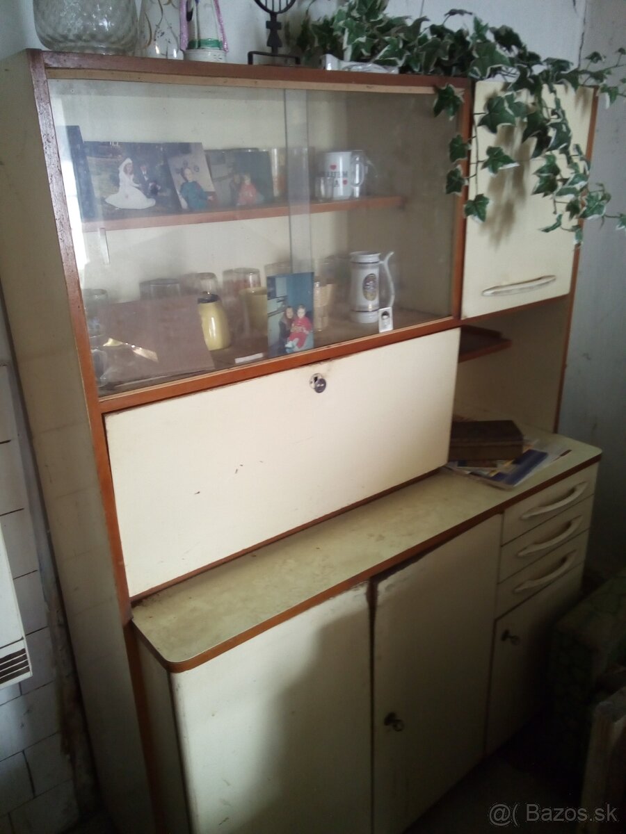 Predám starý nábytok - 5