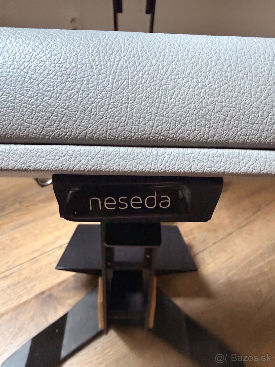 ERGONOMICKA STOLICKA NESEDA - 5