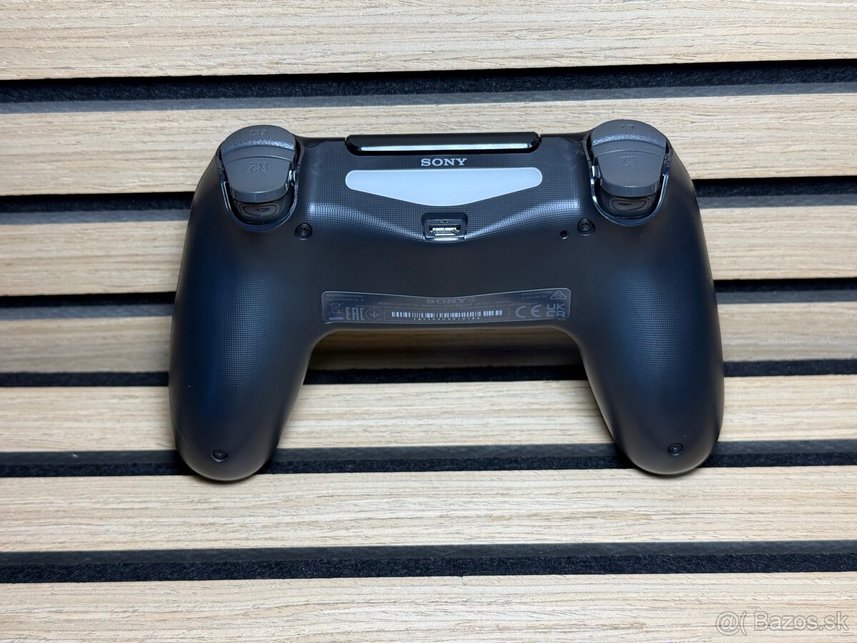 Sony PS4 Dualshock 4 V2 - Black - 5