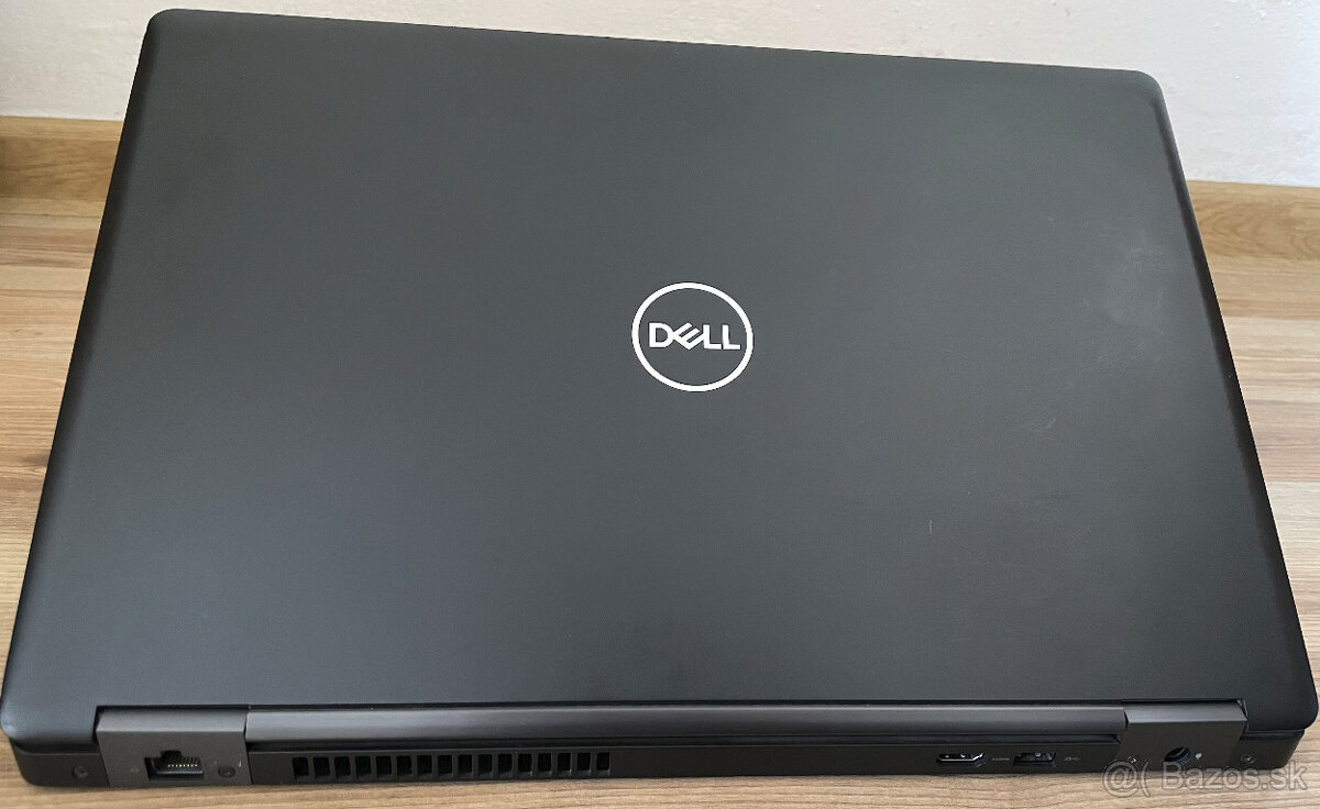 Dell Latitude 5590 - 15.6", Intel Core i5, 16GB RAM, WIN 11 - 5