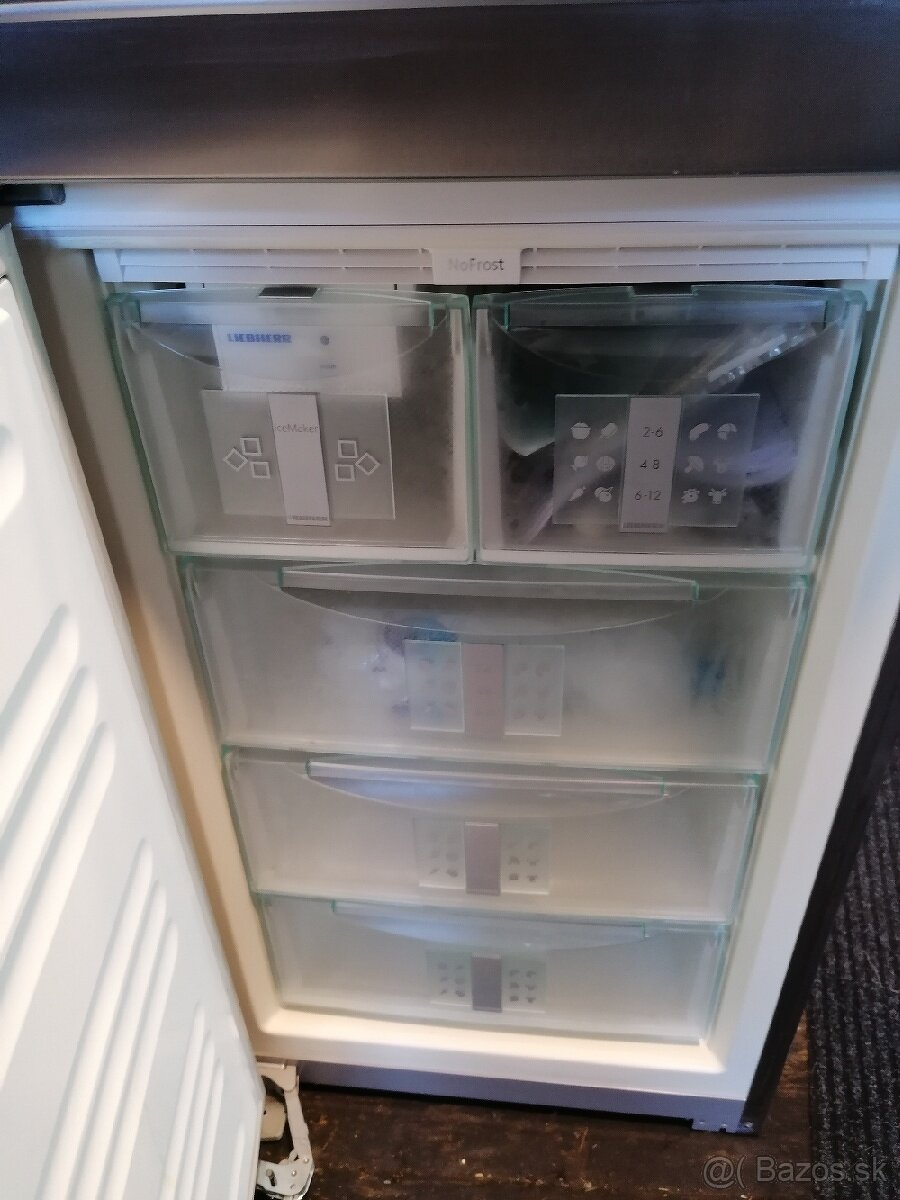 Predám diely z mrazničky Liebherr sbs 8496 - 5