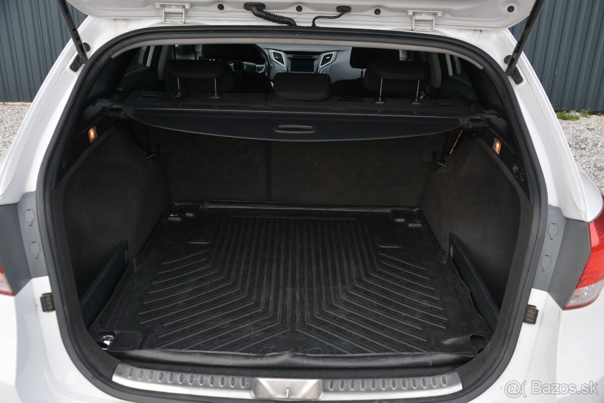 Hyundai i40 CW 1.7 CRDi, SR voz, Automat - 5