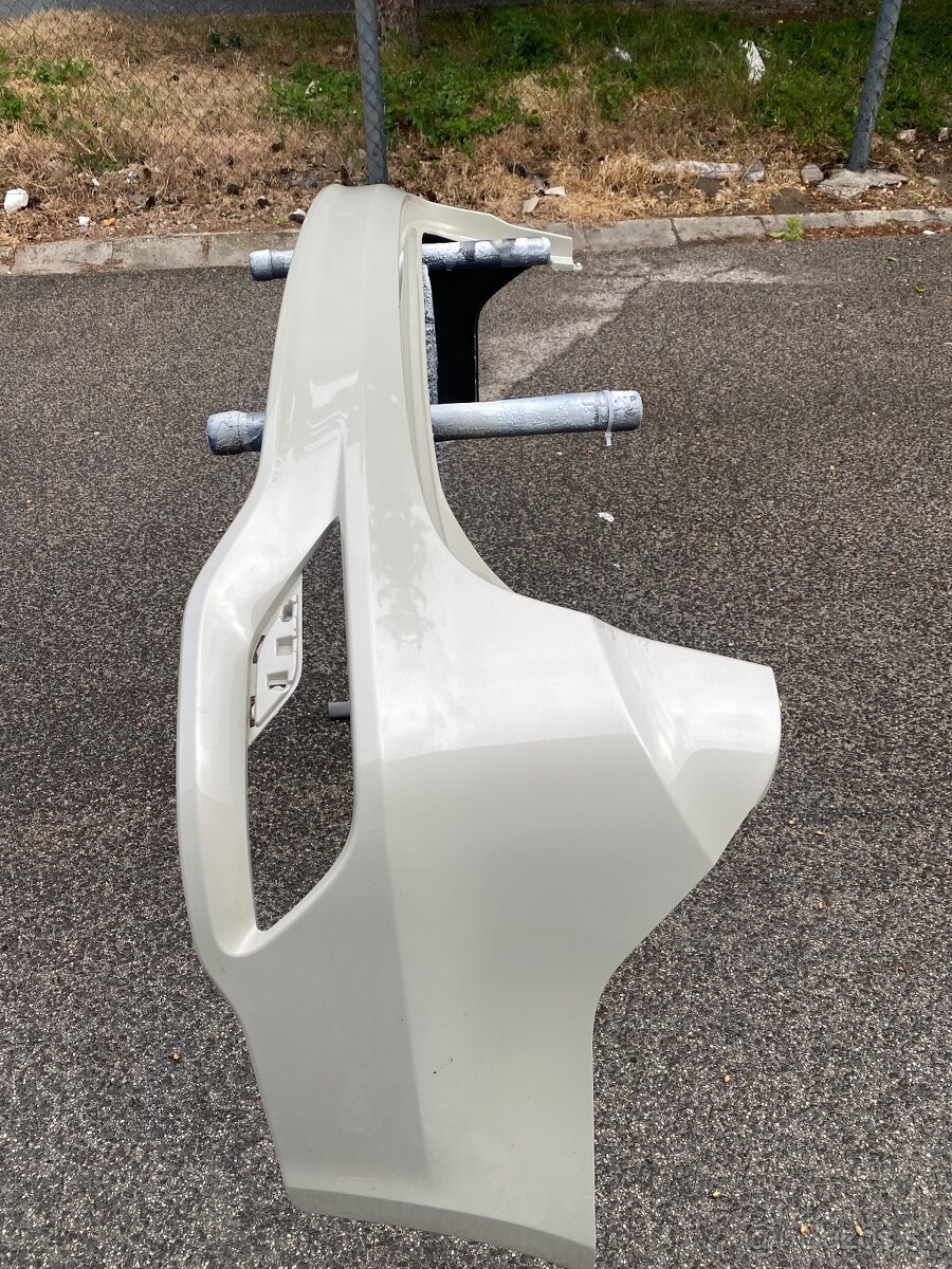 Hyundai santafe zadny naraznik - 5