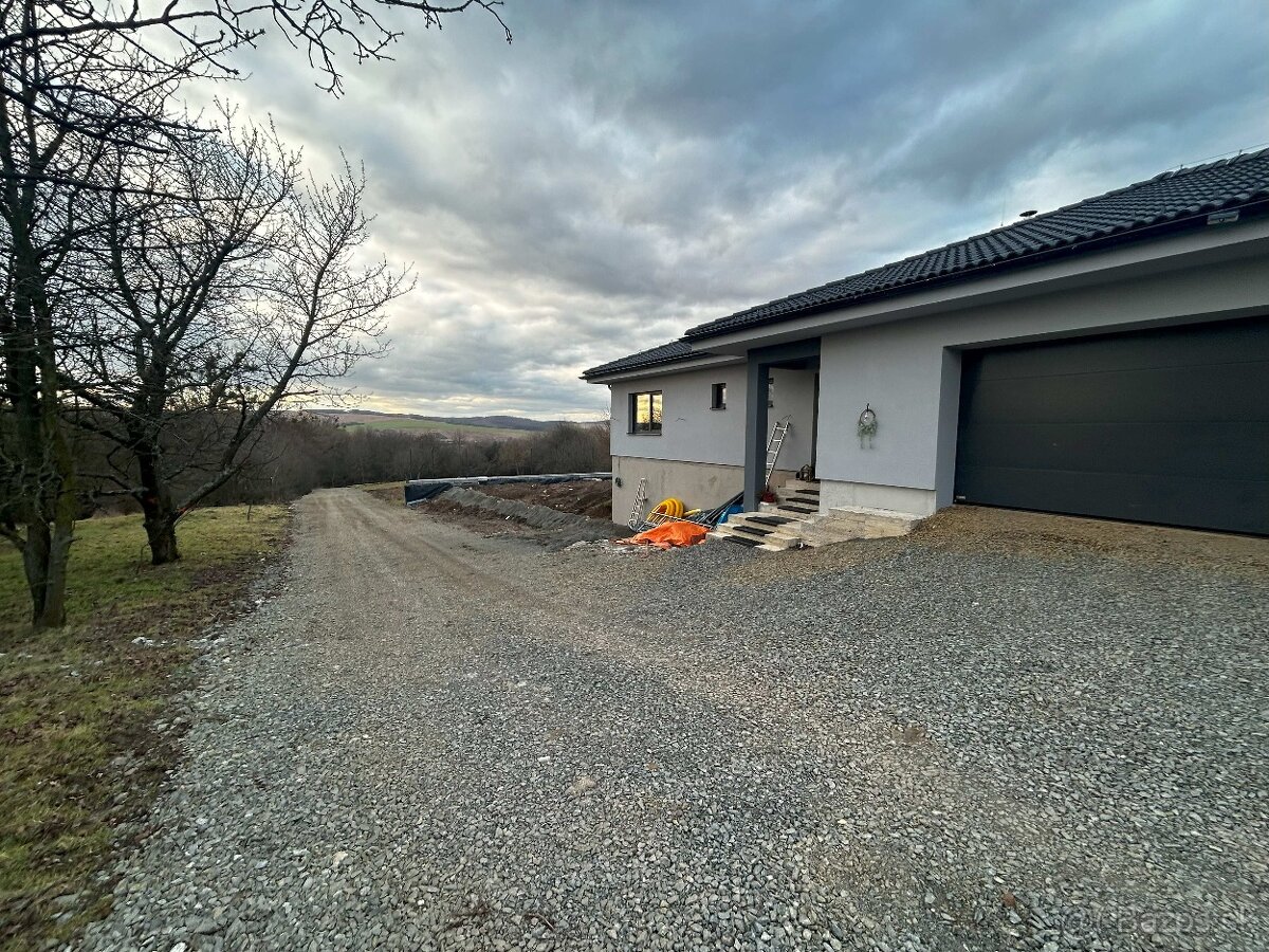 Ruskov - stavebný pozemok 697m2, Elektrina, Optický internet - 5