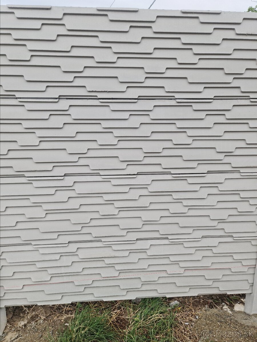 Podhrabová doska, Betónový plot - VÝCHOD POZOR - 5