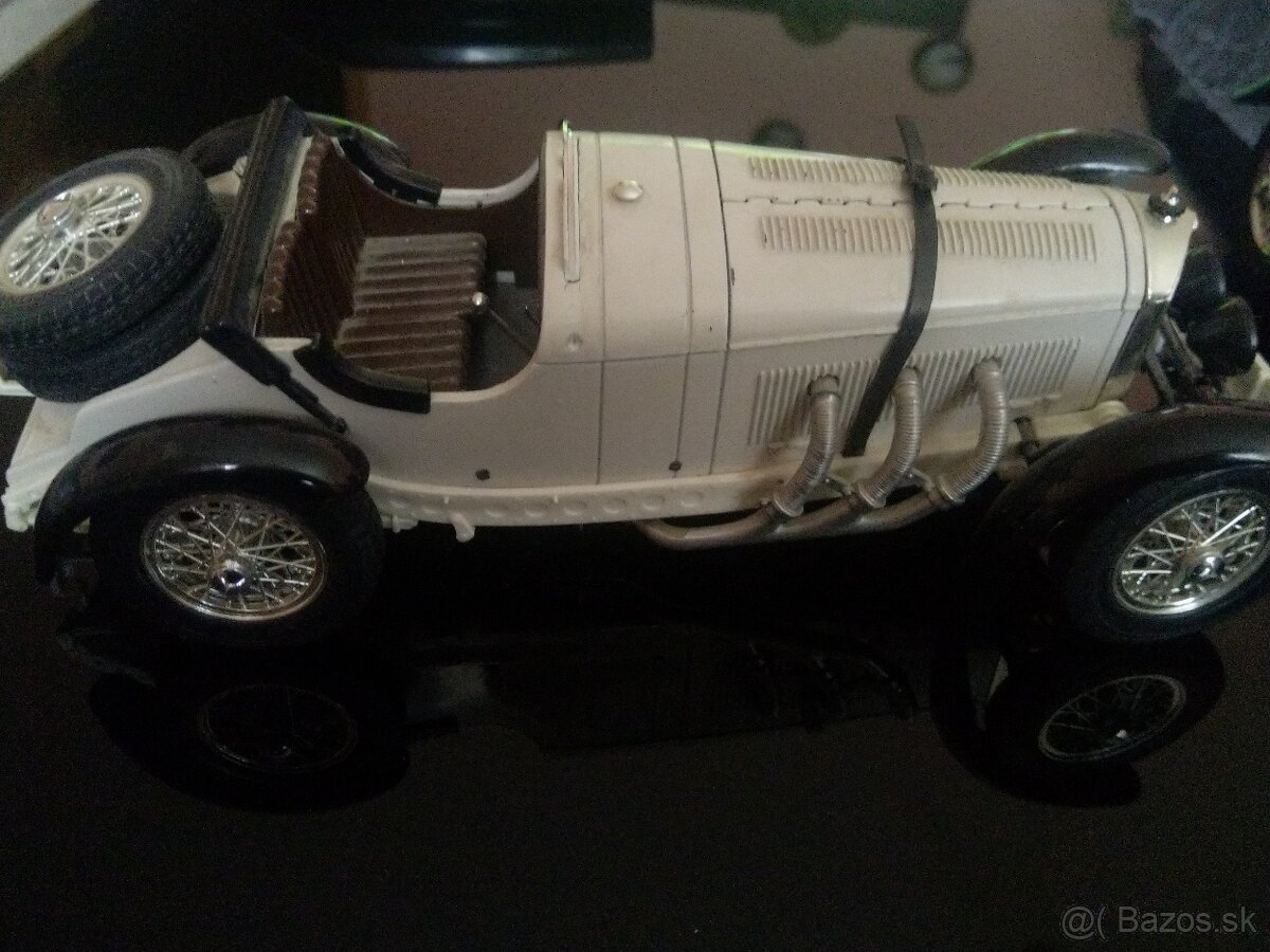 Predam 2ks Mercedes Burago1:18 - 5