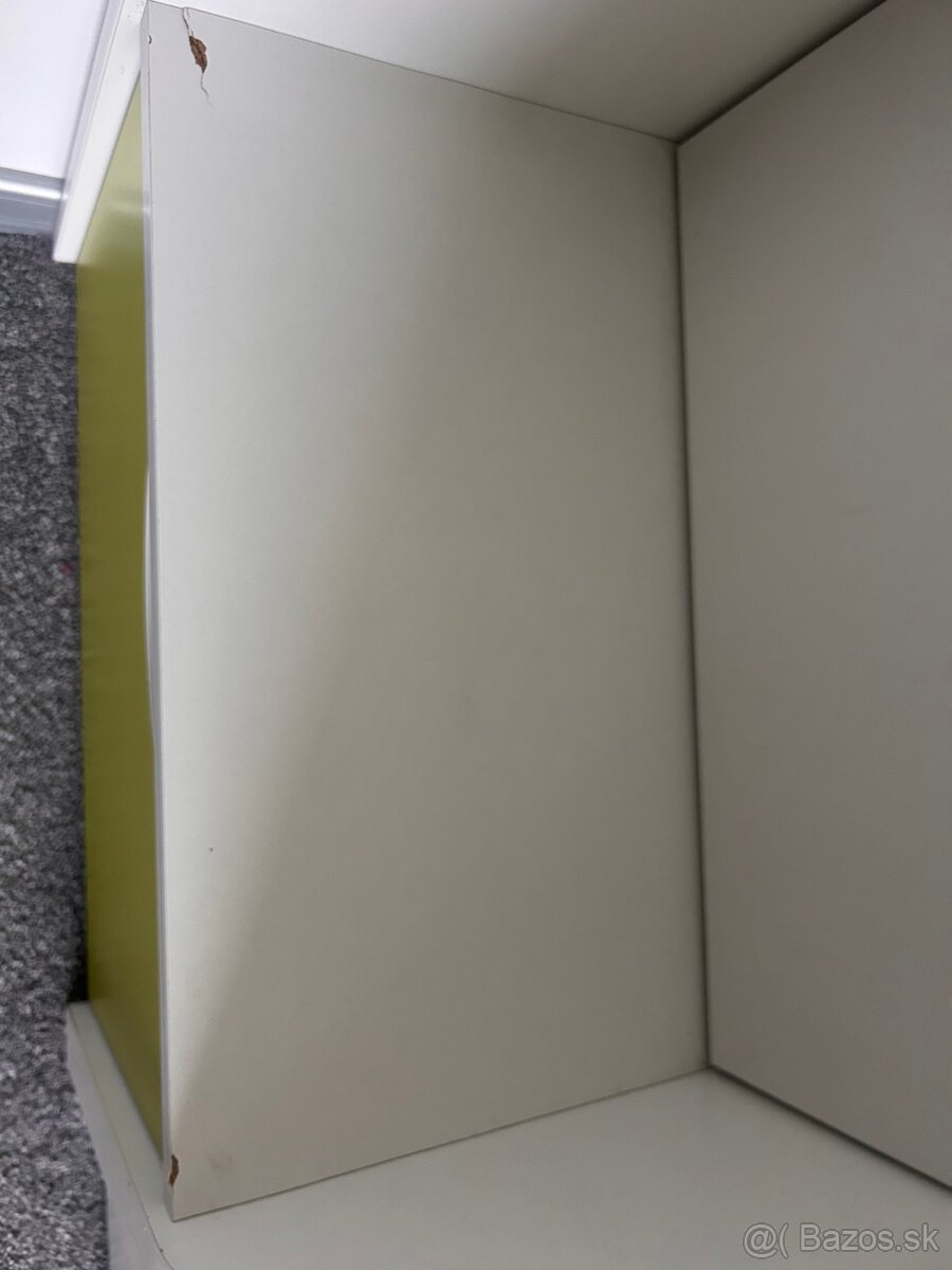 Predám dvojposchodovu postel + policu - 5