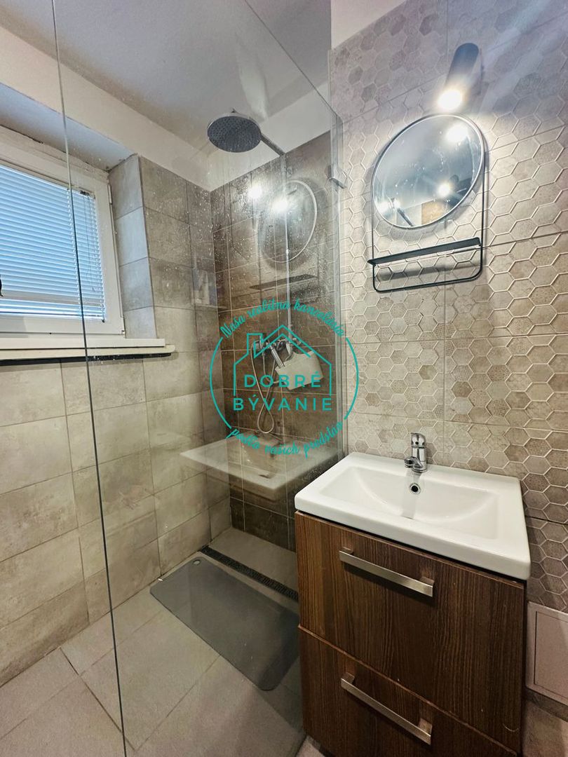 Ponúkame na predaj tehlový 2-izbový byt - 5