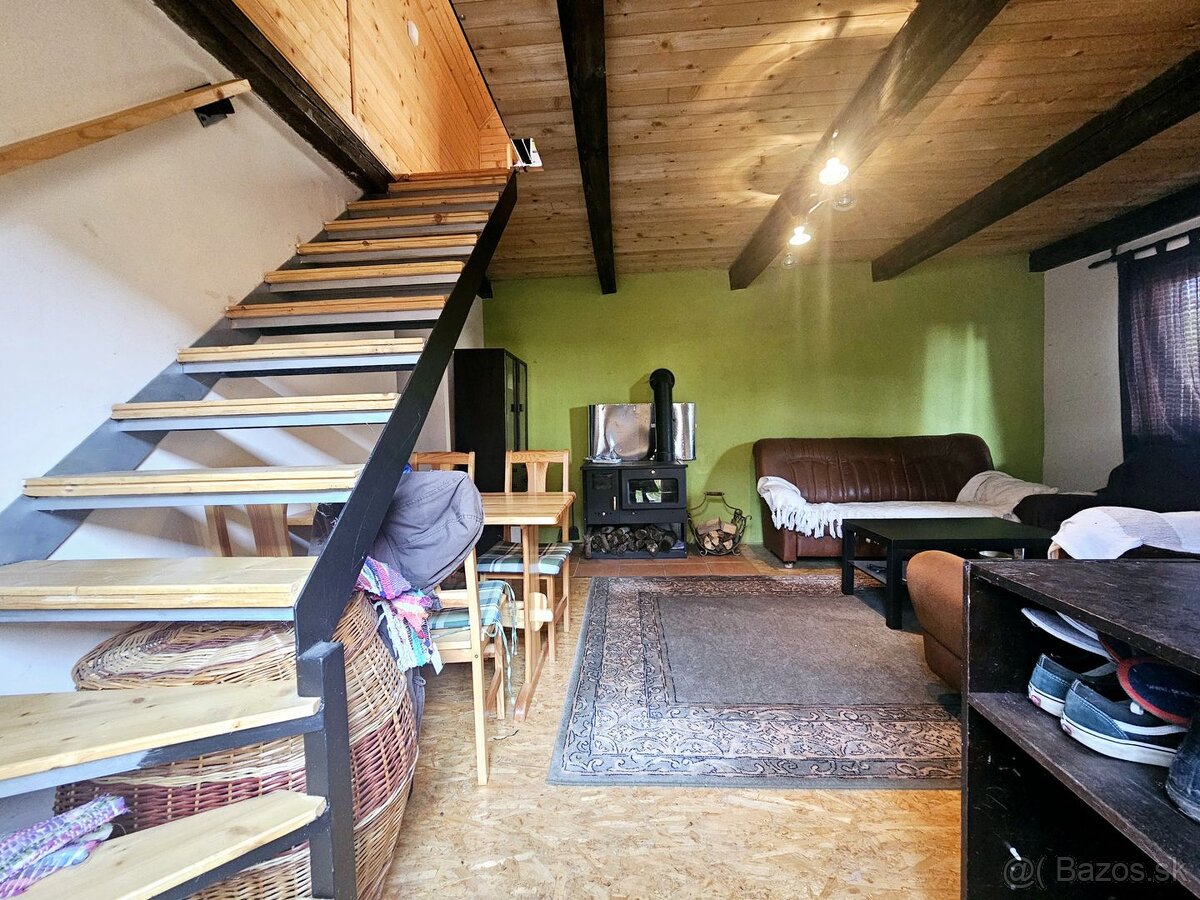 Rezervované Na predaj murovaná dvojpodlažná chata, Čermel, K - 5