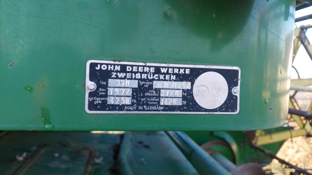John Deere 330 Kombajn - 5