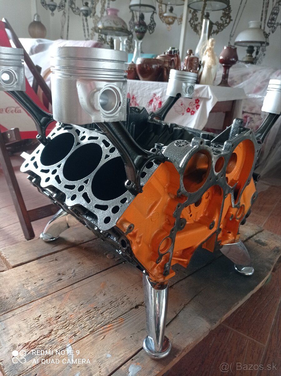 Stol z motoru audi v6 - 5