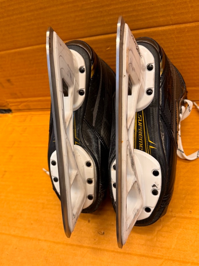 BRANKÁŘSKÉ BRUSLE BAUER SUPREME S27,vel. 36/3 EE - 5