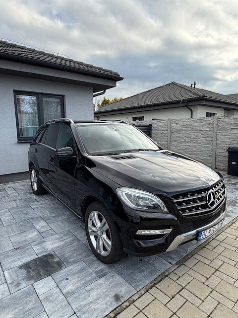 Mercedes-Benz ML 350 BLUETEC 4MATIC - 5