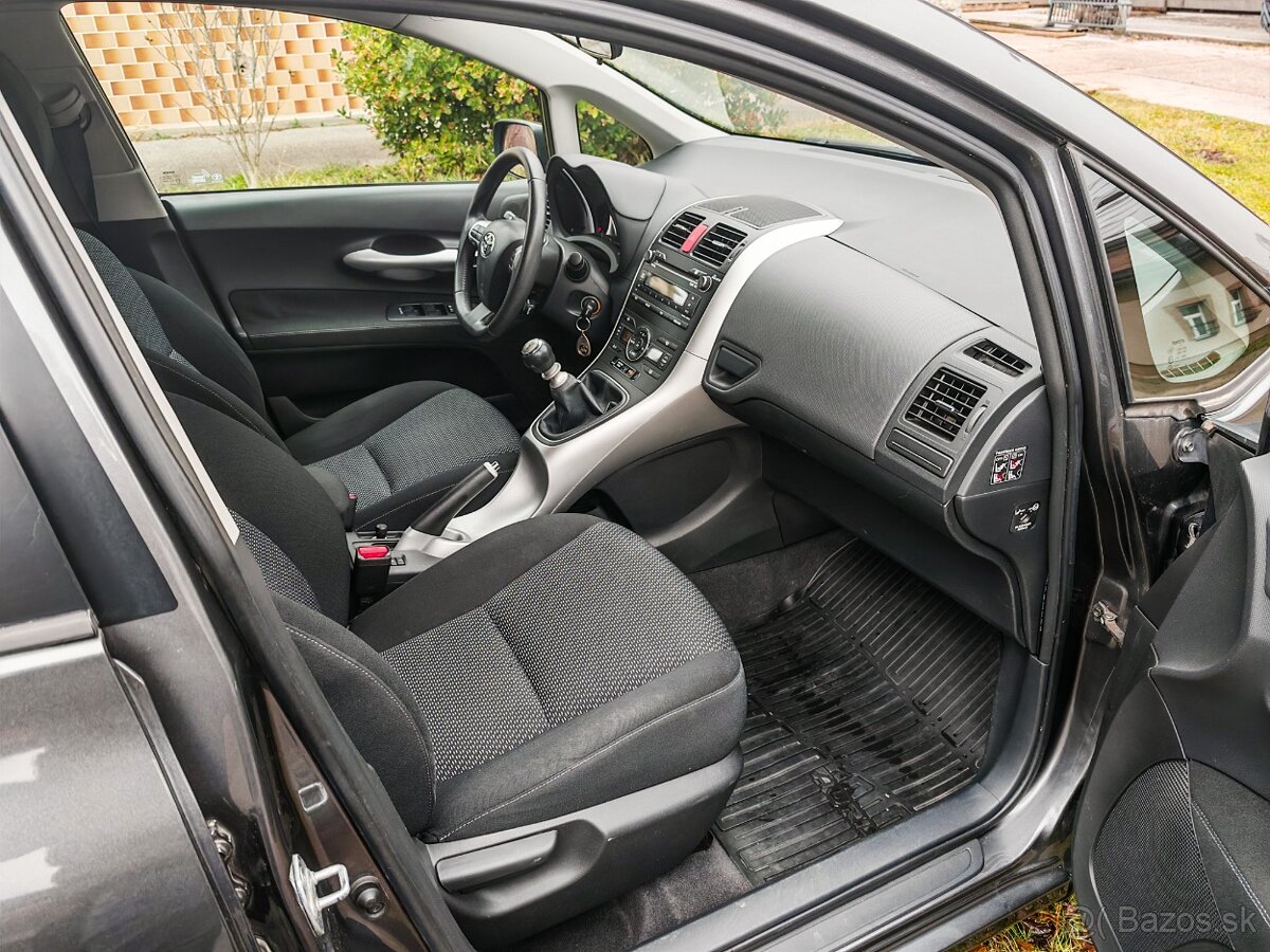 Toyota Auris 1.6 - 112.610km - 5