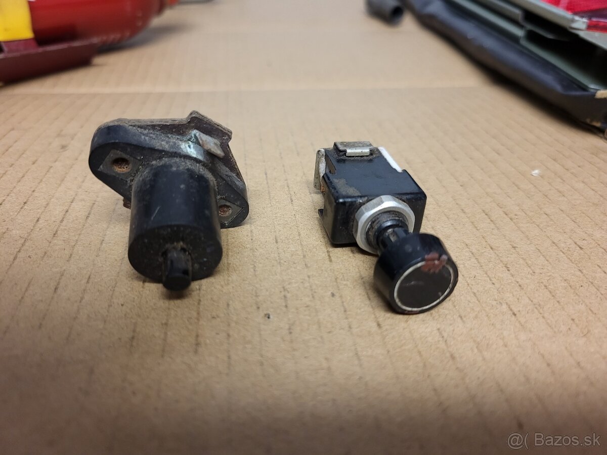 Diely,doplnky Škoda a iné - 5