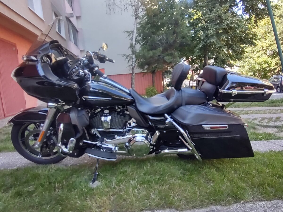 Harley Davidson Road Glide - 5