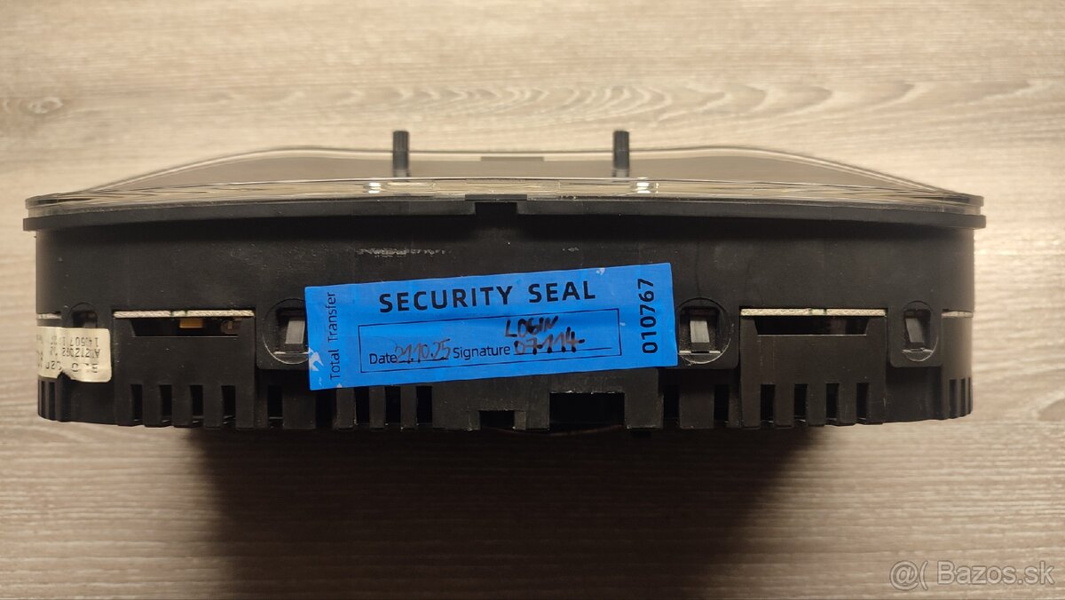 Predám budíky Audi S3 8L - 5