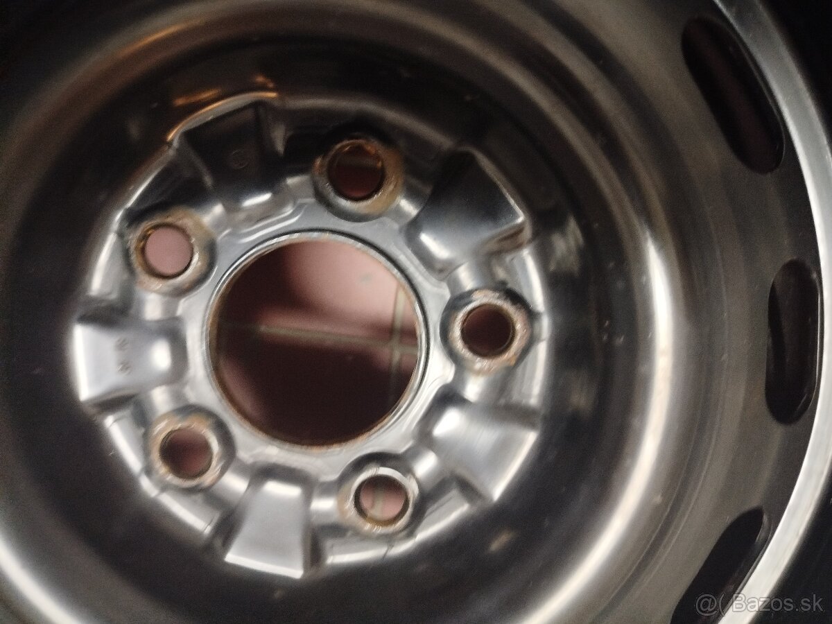 Predám zimné gumy na mazdu - 5