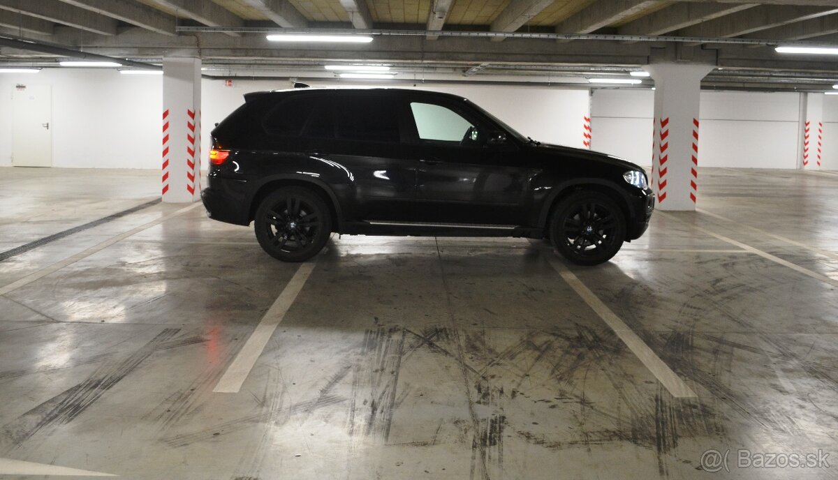 Predám / vymením BMW X5 E70 3.0si 200kw - - 5