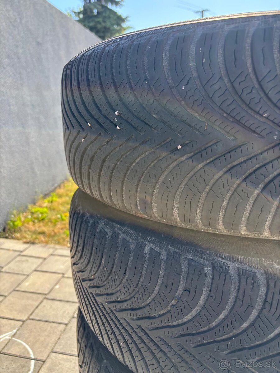 Zimne Pneu 205/55/16 - 5
