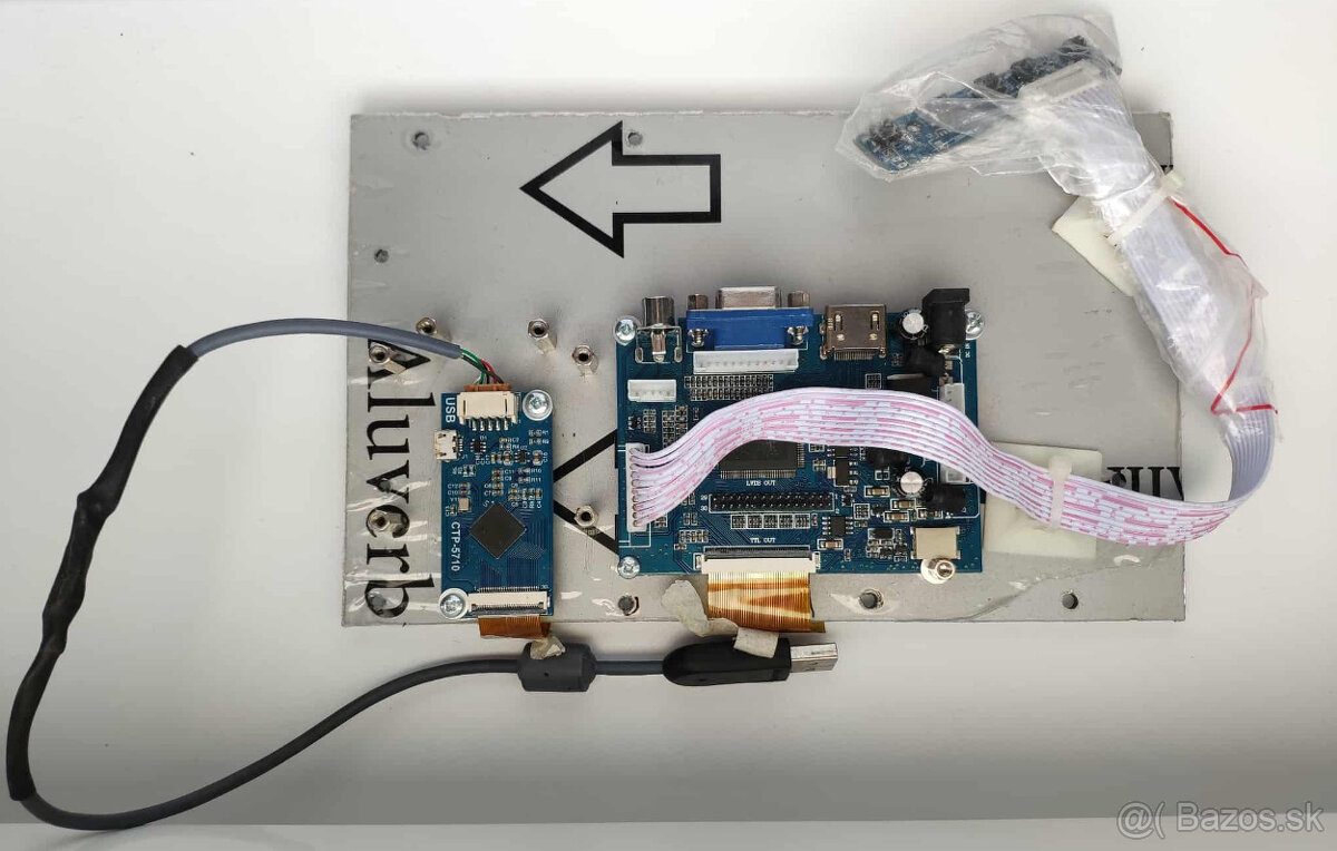 Predám 7 palcovy touch display s HDMI/VGA vstupom - 5