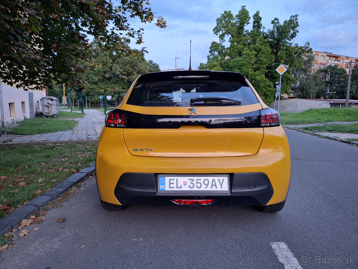 Peugeot E-208 - 5