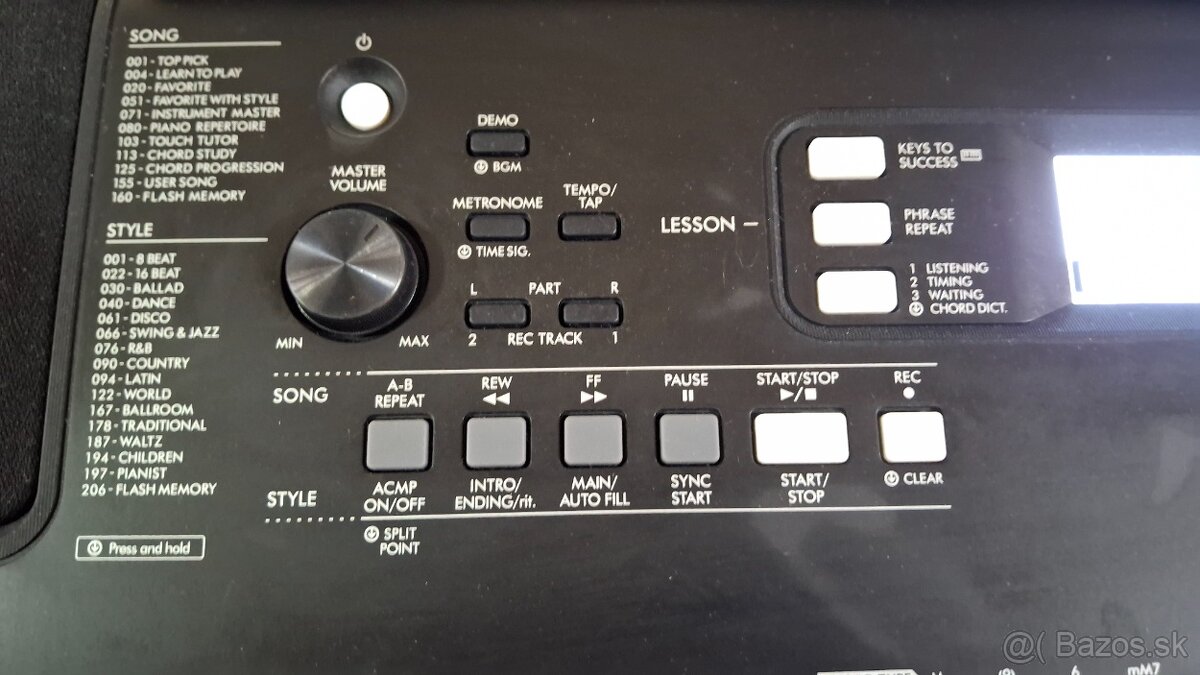 Klávesy Yamaha PSR-E373 - 5