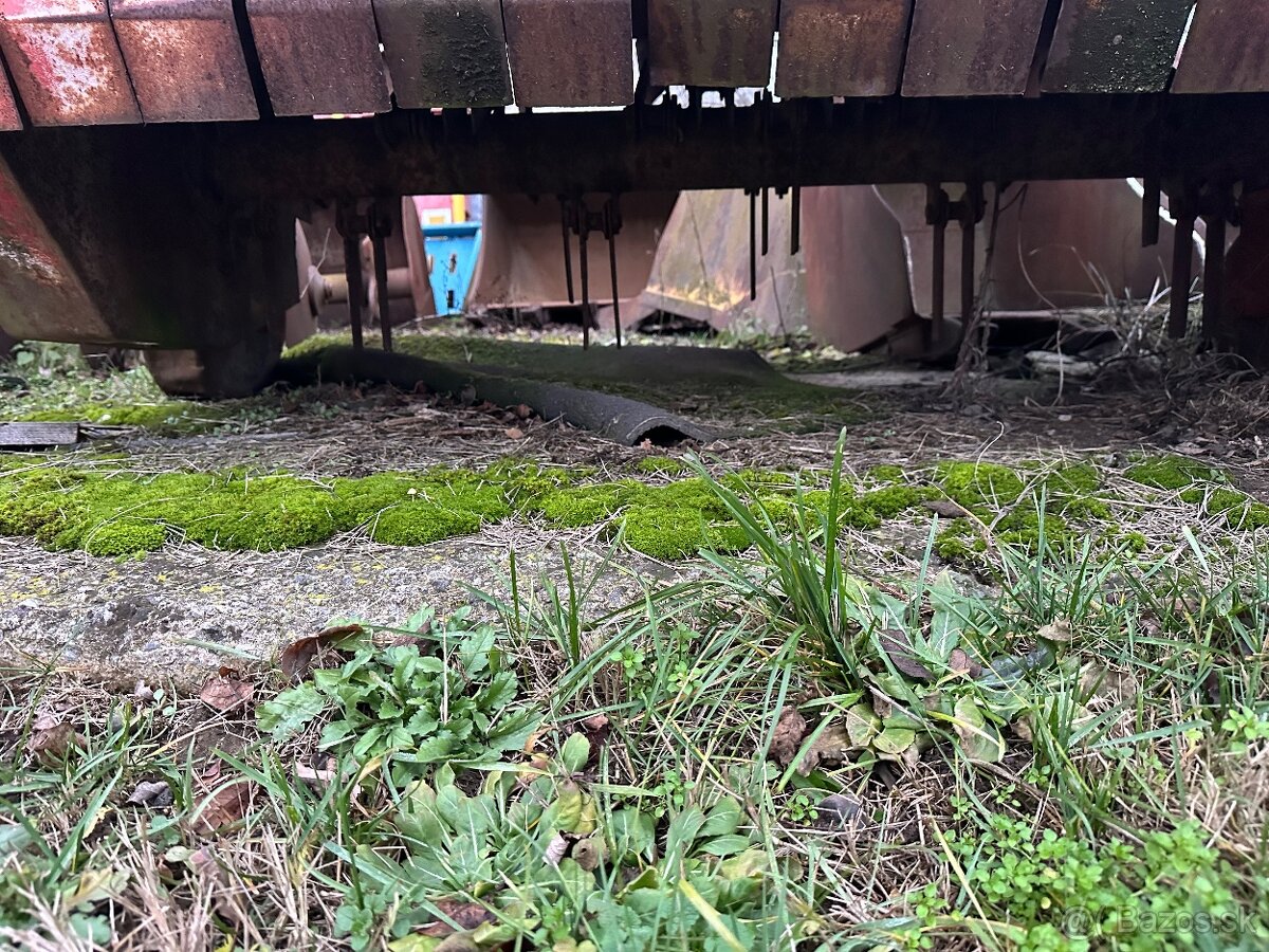 Drtič slámy RS160 - 5